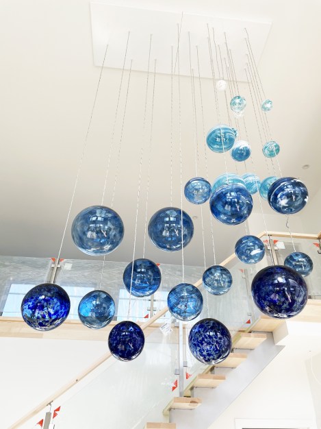 Installation: L’esprit en vague (Wave of the mind), 2019